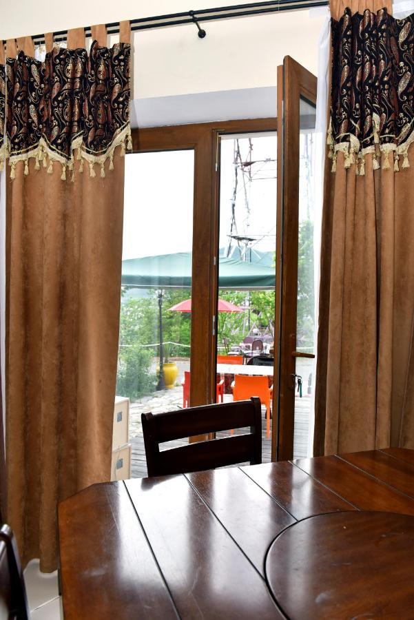 Ansera 55 Hotel Шеки Экстерьер фото